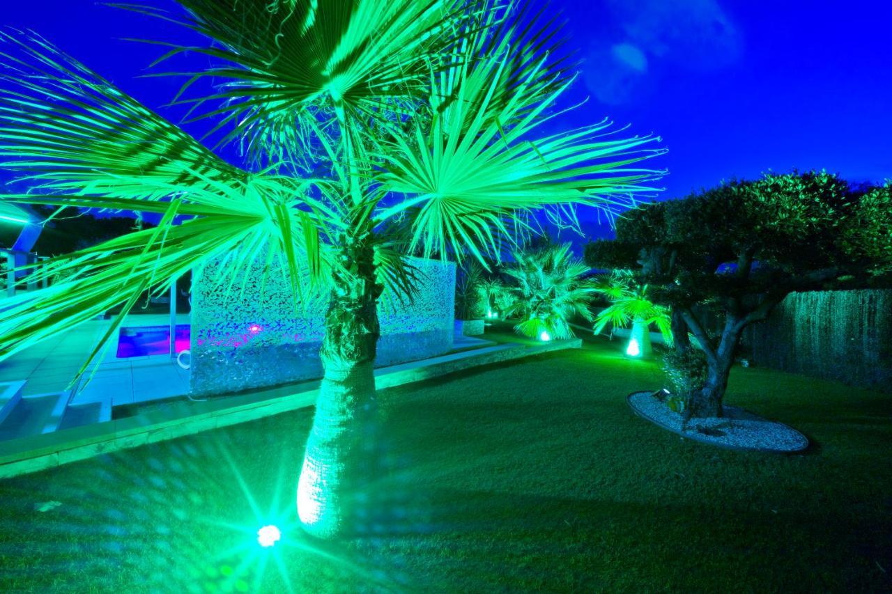 Villa Quietude Bagnols-en-Foret Exterior photo