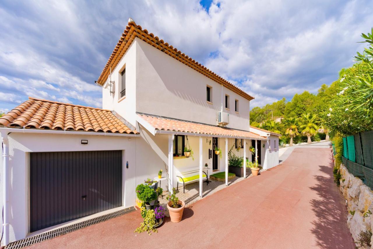 Villa Quietude Bagnols-en-Foret Exterior photo
